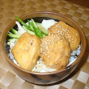 鶏胸肉のから揚げ丼